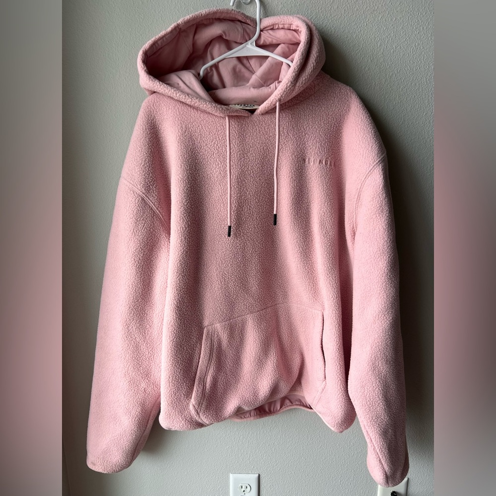 YoungLA Soft Pink Sherpa Hoodie. Men’s Size XL